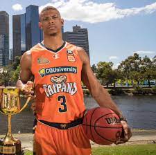 Machado thanks the Orange Army